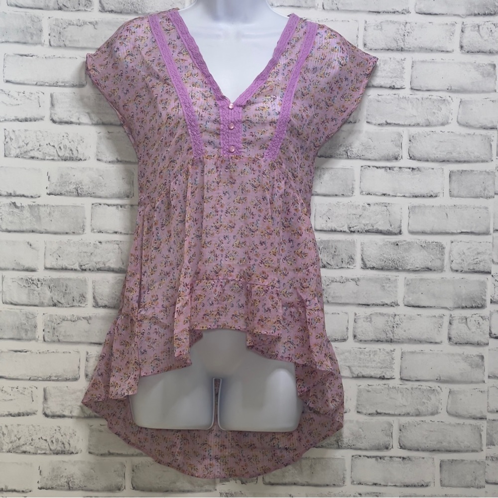 Eyelash Couture Floral High/Low Tie Back Sheer Blouse Small